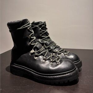 Guidi Hiking Boots – Men’s Size 43 (US 10) – Black Vibram Sole